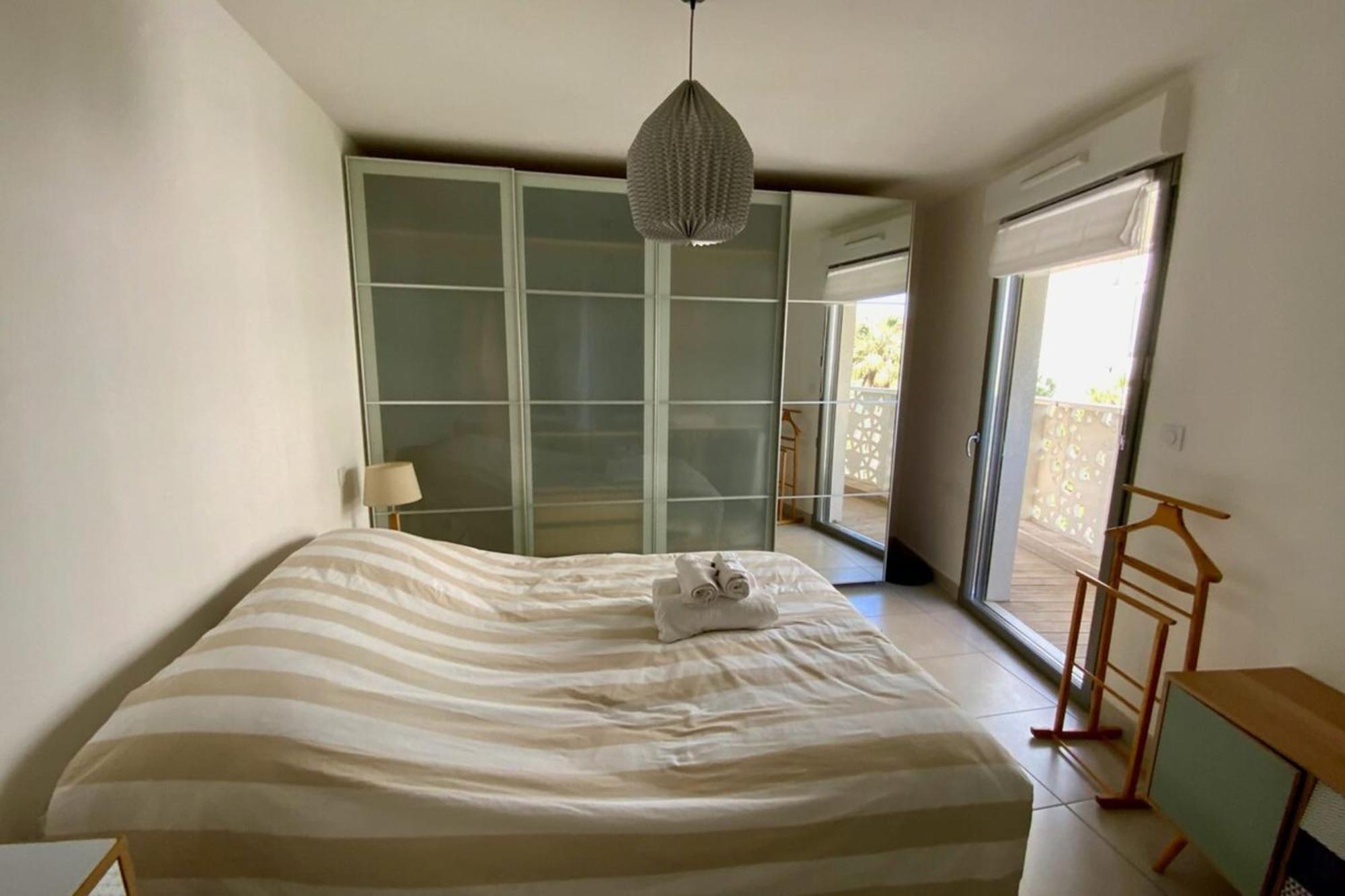 Le Sublime- Vue Climatisation Et Parking ! Apartment Монпелие Екстериор снимка