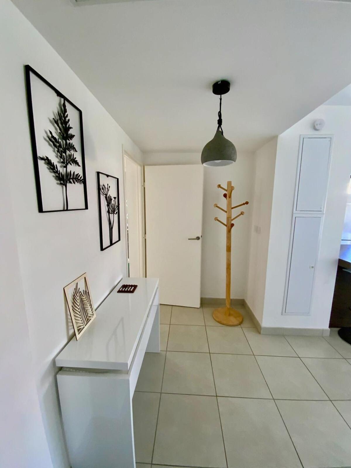 Le Sublime- Vue Climatisation Et Parking ! Apartment Монпелие Екстериор снимка