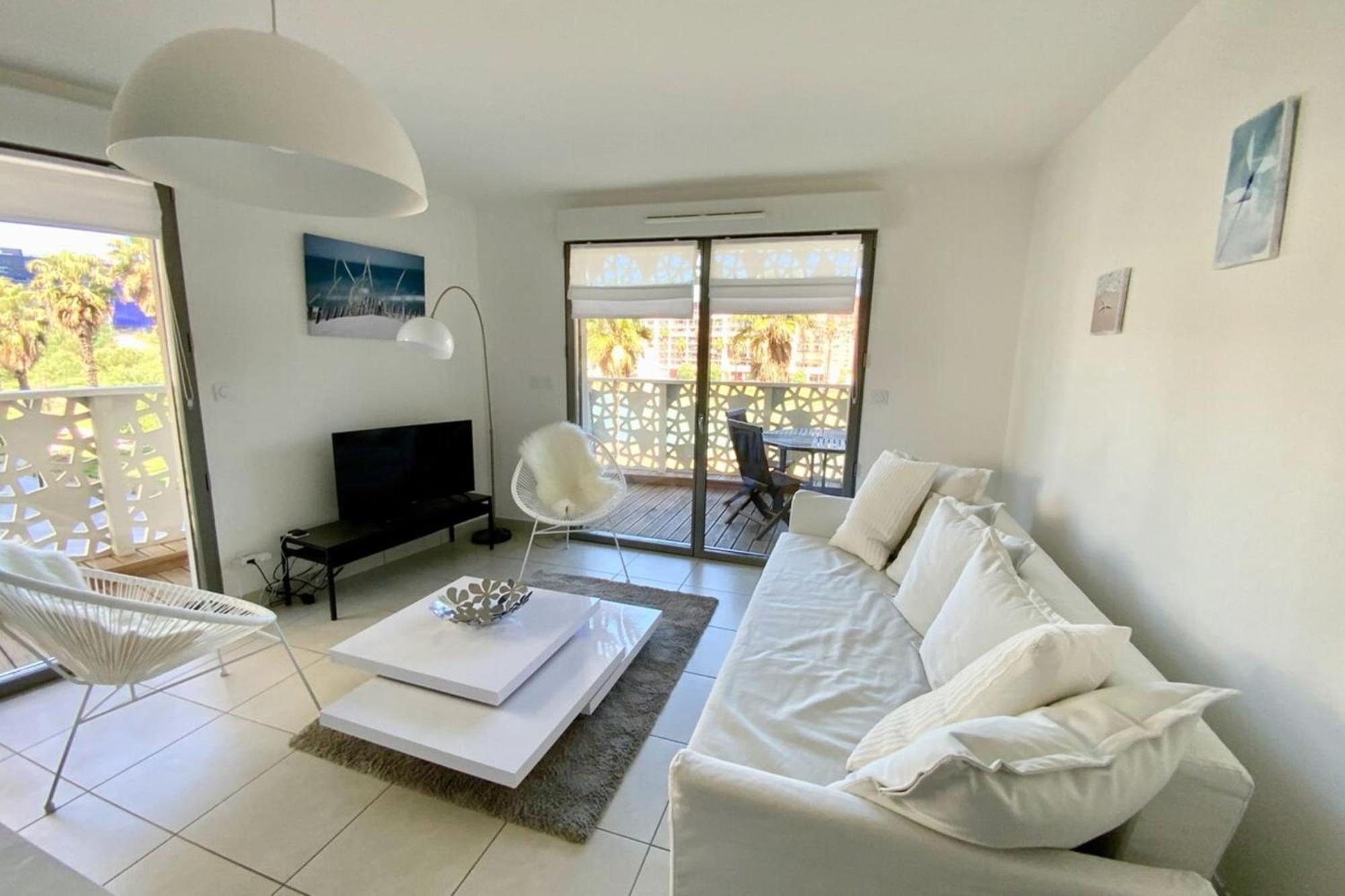 Le Sublime- Vue Climatisation Et Parking ! Apartment Монпелие Екстериор снимка